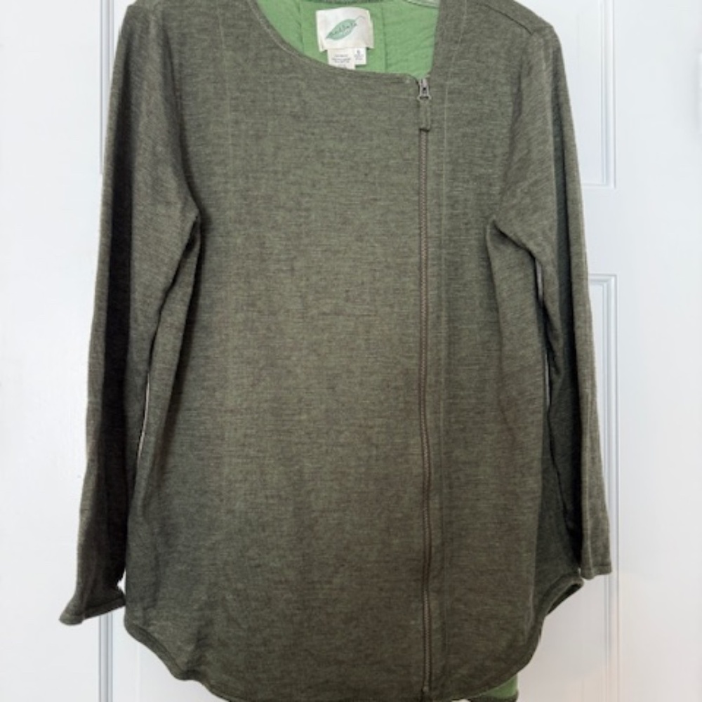 NURTURE asymmetric zip jacket/sweater  S